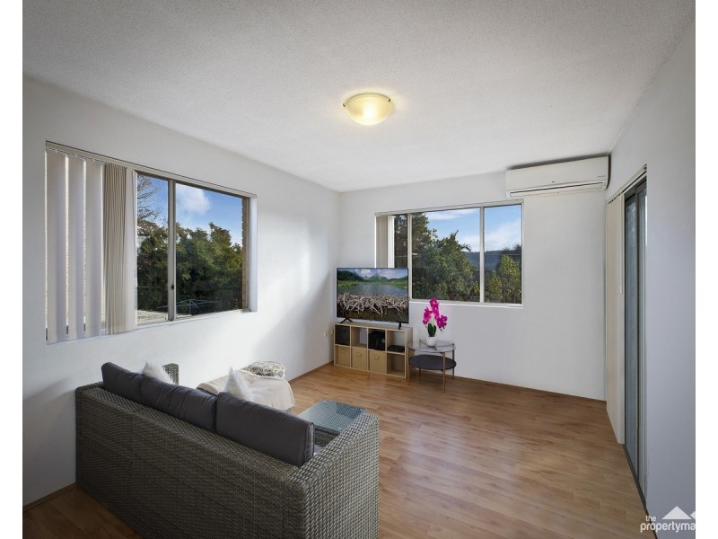 1/148 Albany Street, Point Frederick NSW 2250