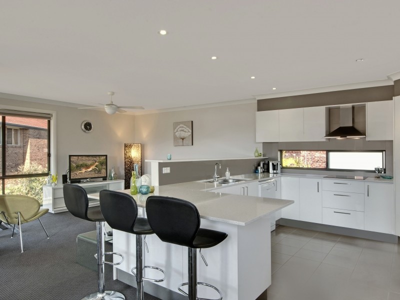 6 Ada Avenue, Noraville NSW 2263