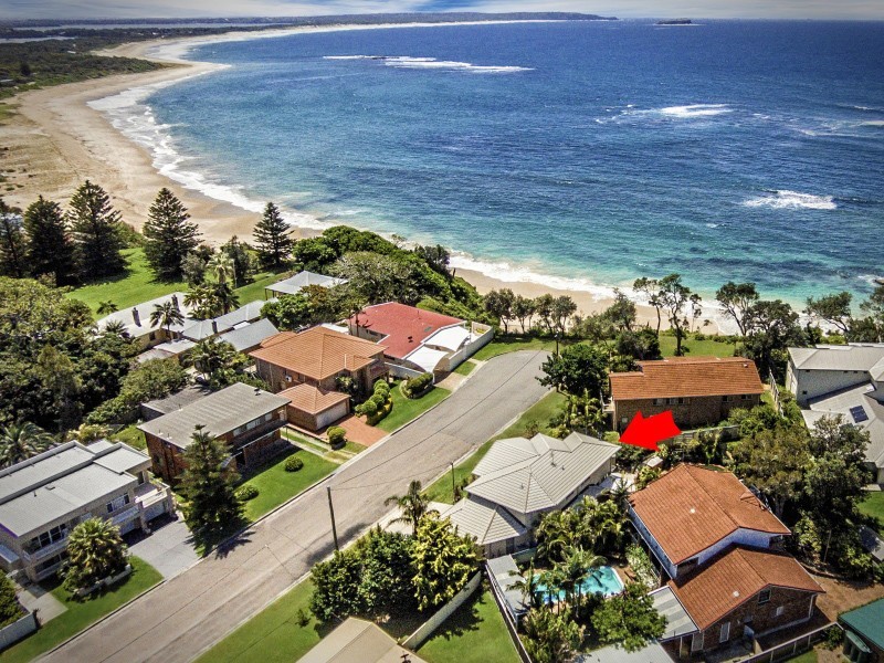 6 Ada Avenue, Noraville NSW 2263