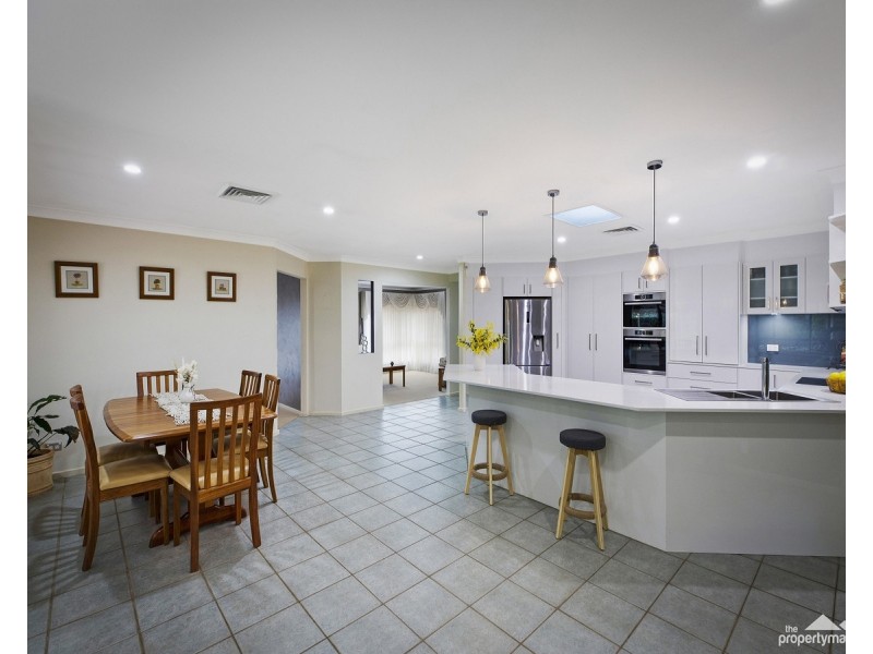 41 Parkridge Drive, Jilliby NSW 2259