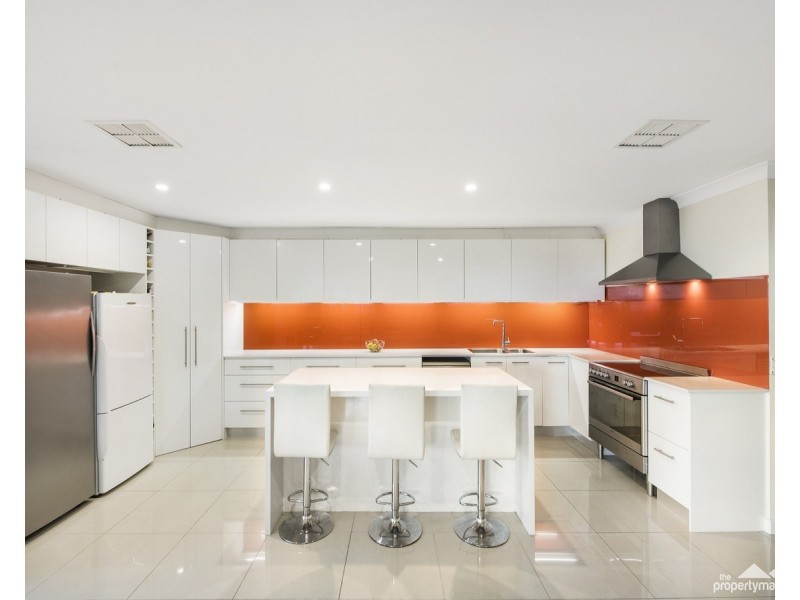 76 Shannon Parade, Berkeley Vale NSW 2261