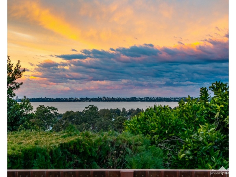 76 Shannon Parade, Berkeley Vale NSW 2261