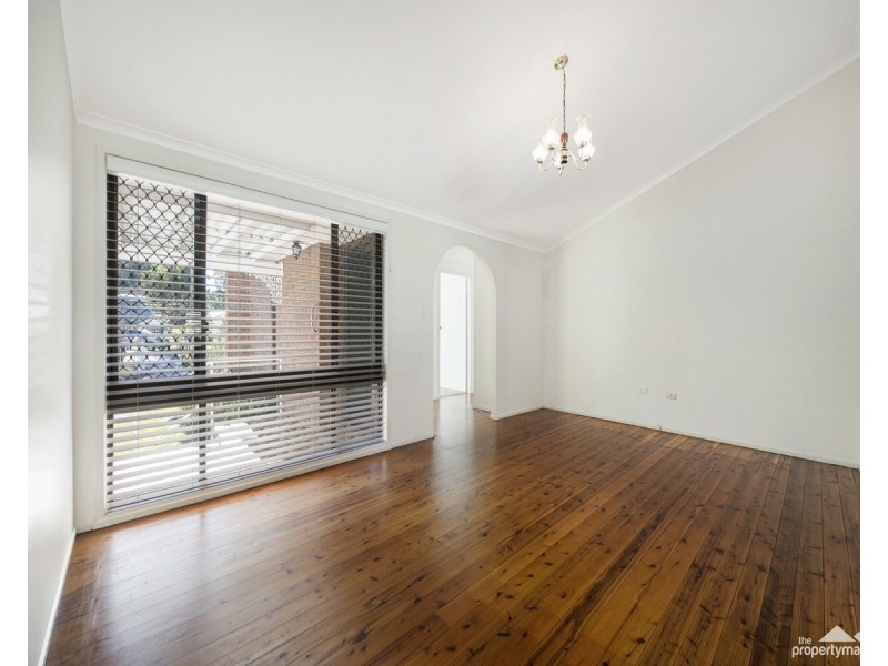 7 Julie Street, Berkeley Vale NSW 2261