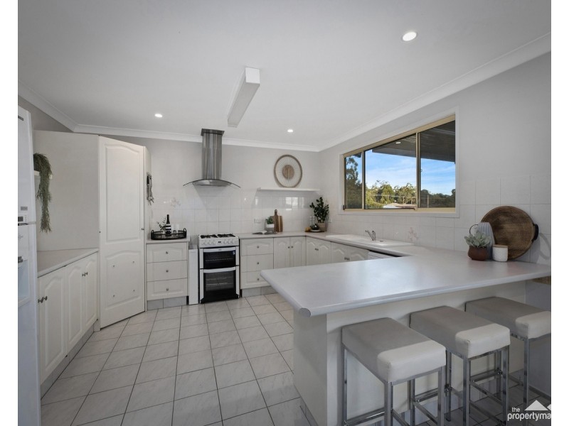 5 Eyre Crescent, San Remo NSW 2262