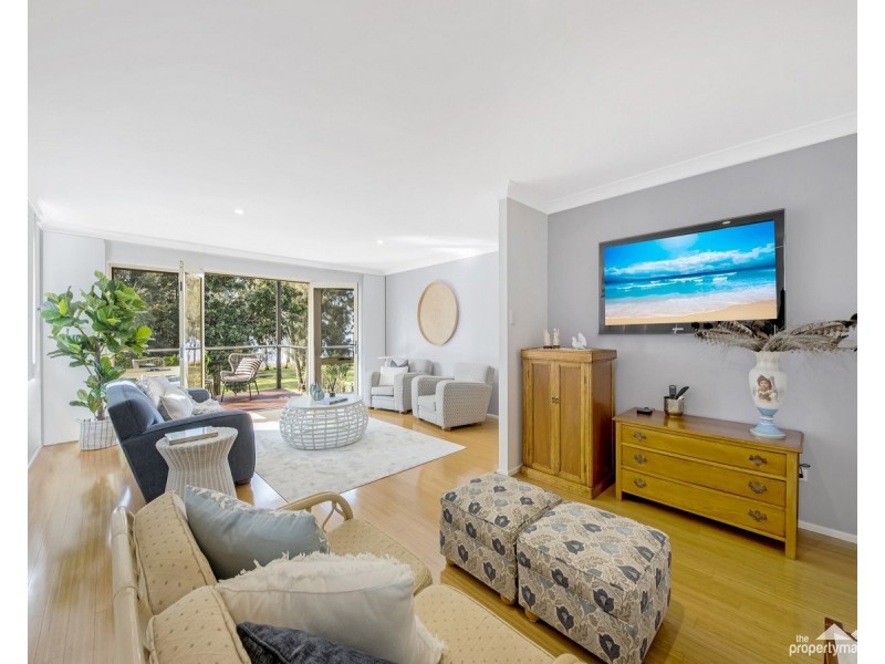 47 Lakedge Avenue, Berkeley Vale NSW 2261