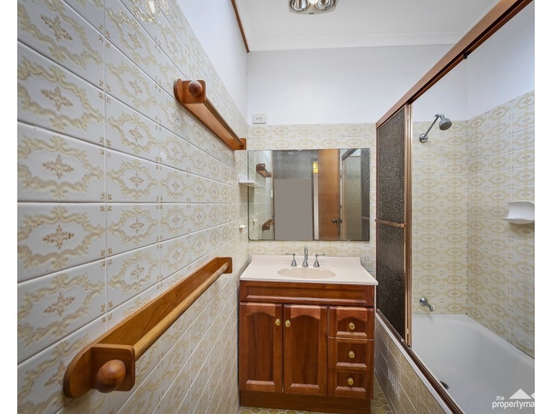 30 Murrumbong Road, Summerland Point NSW 2259