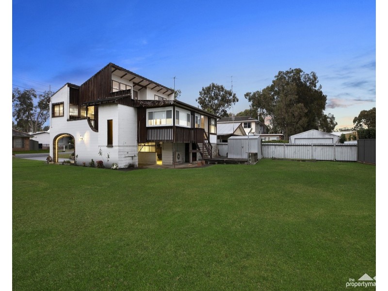 30 Murrumbong Road, Summerland Point NSW 2259