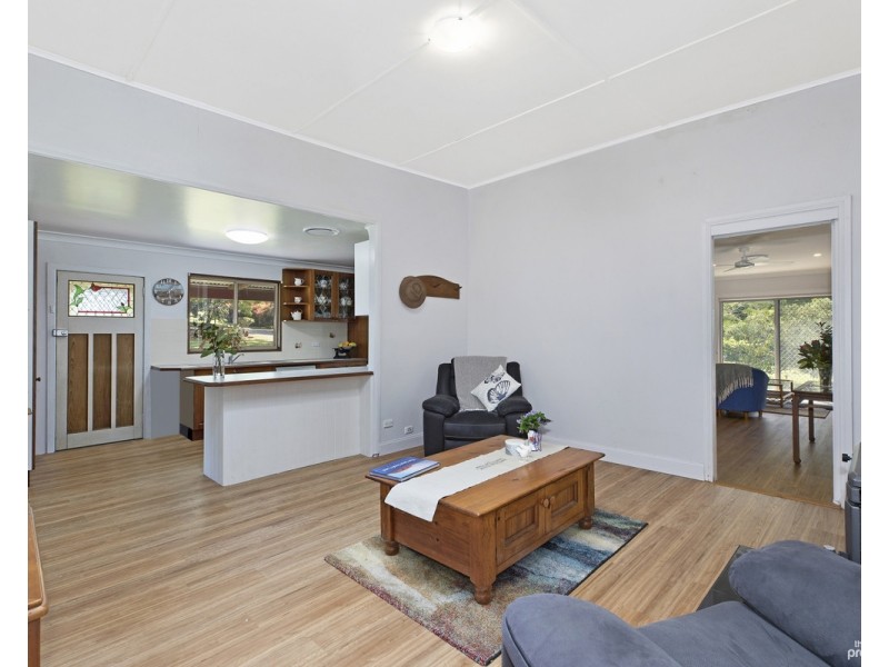 42 Footts Road, Ourimbah NSW 2258
