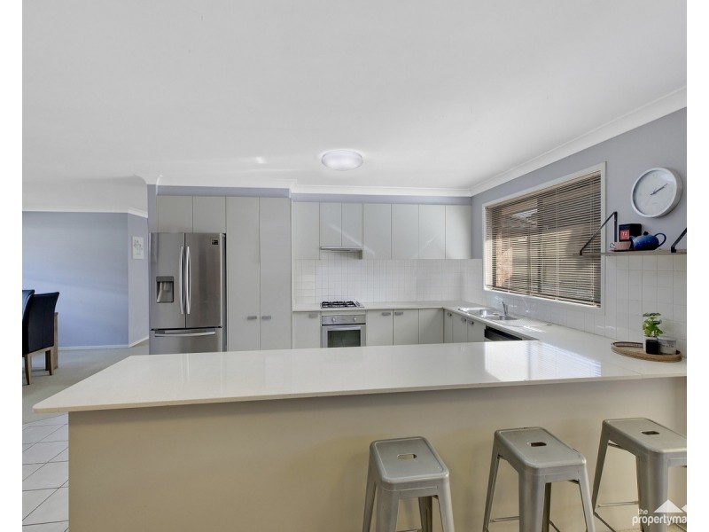 18 Viewmont Way, Woongarrah NSW 2259