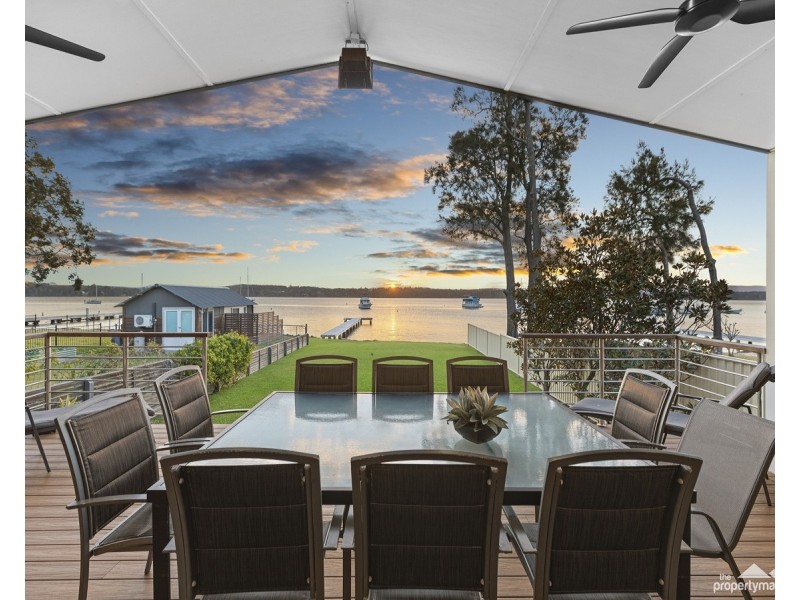 19 Kenilworth Street, Mannering Park NSW 2259