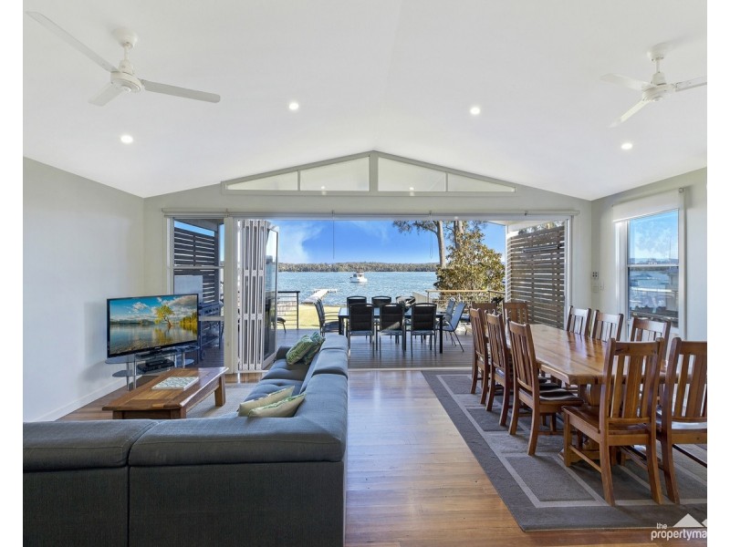 19 Kenilworth Street, Mannering Park NSW 2259