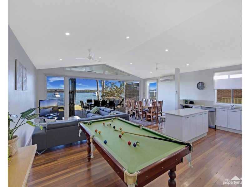 19 Kenilworth Street, Mannering Park NSW 2259