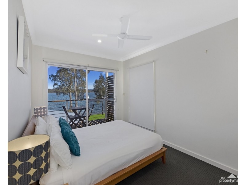 19 Kenilworth Street, Mannering Park NSW 2259