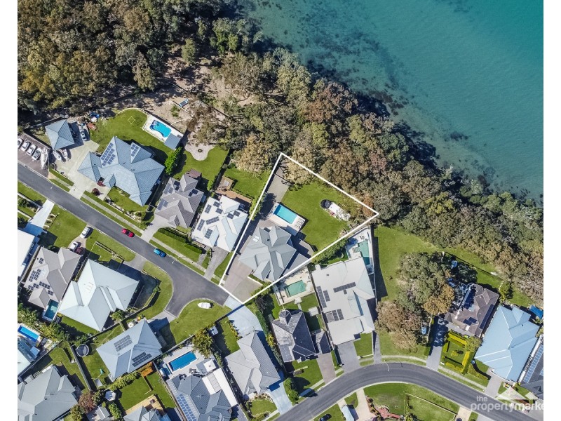 21 Halwin Close, Wyee Point NSW 2259