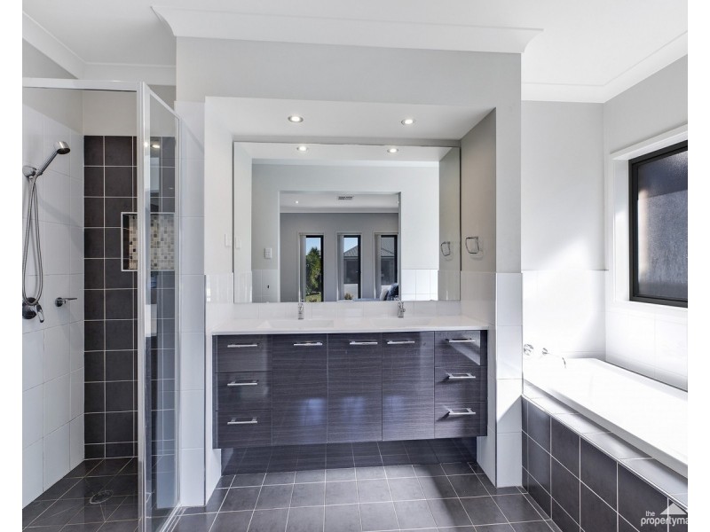 6 Newport Terrace, Mardi NSW 2259