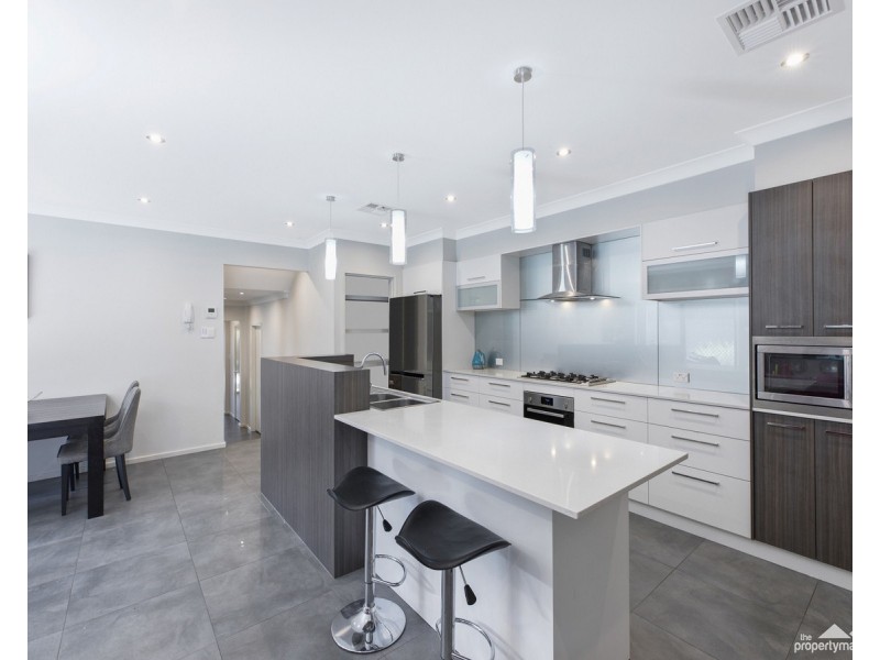 6 Newport Terrace, Mardi NSW 2259