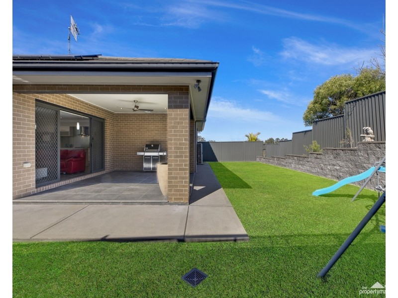 6 Newport Terrace, Mardi NSW 2259