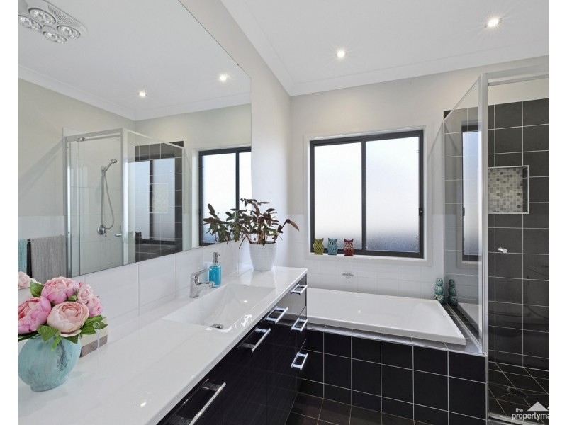 6 Newport Terrace, Mardi NSW 2259