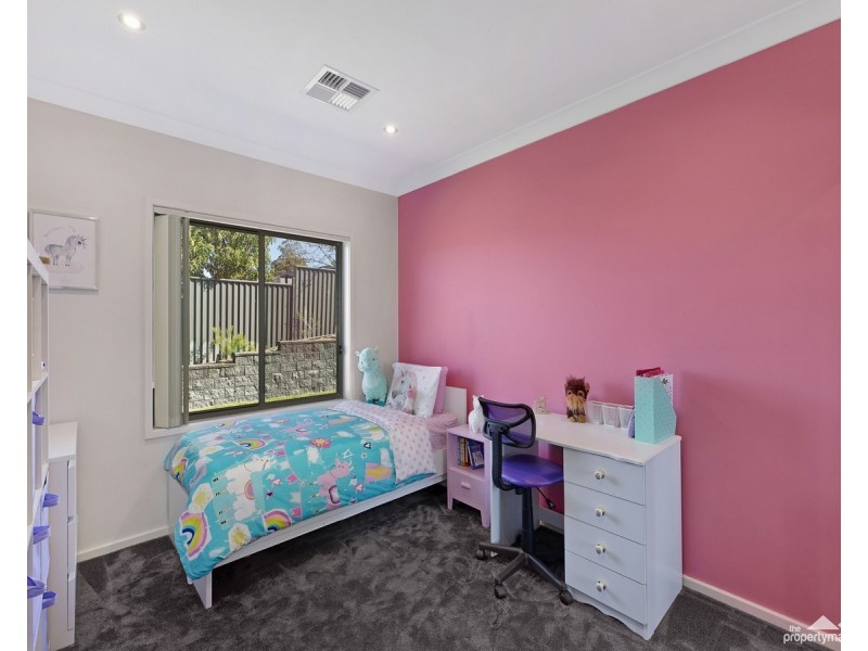 6 Newport Terrace, Mardi NSW 2259