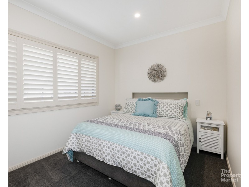 10 Peverill Street, Mannering Park NSW 2259