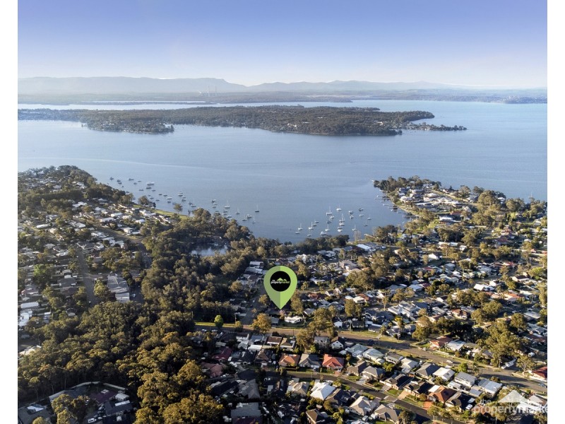 1 Ginganup Road, Summerland Point NSW 2259