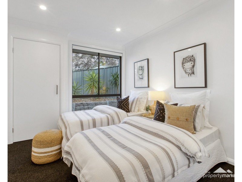 1 Ginganup Road, Summerland Point NSW 2259