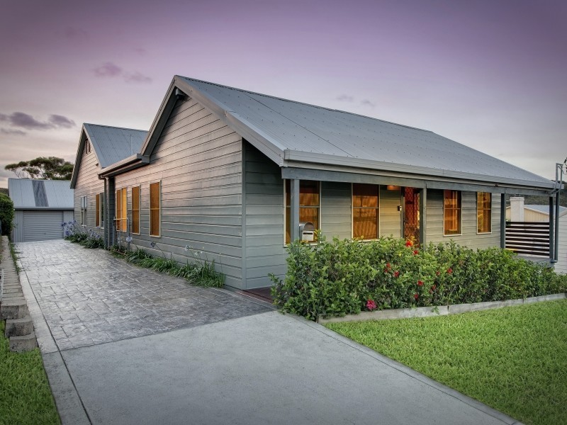 6 Clarke Street, Catherine Hill Bay NSW 2281