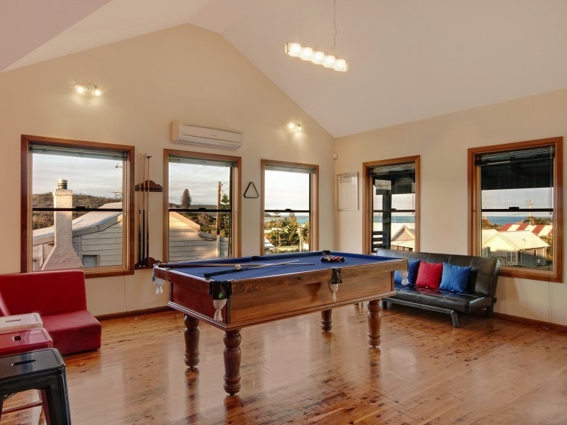6 Clarke Street, Catherine Hill Bay NSW 2281