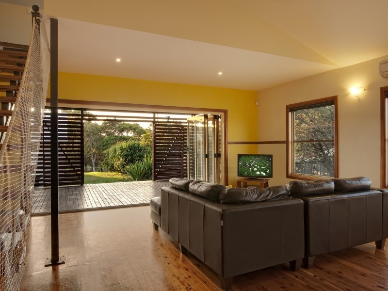 6 Clarke Street, Catherine Hill Bay NSW 2281
