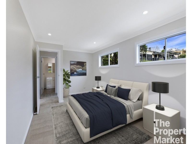 4 Frederick Street, Point Frederick NSW 2250