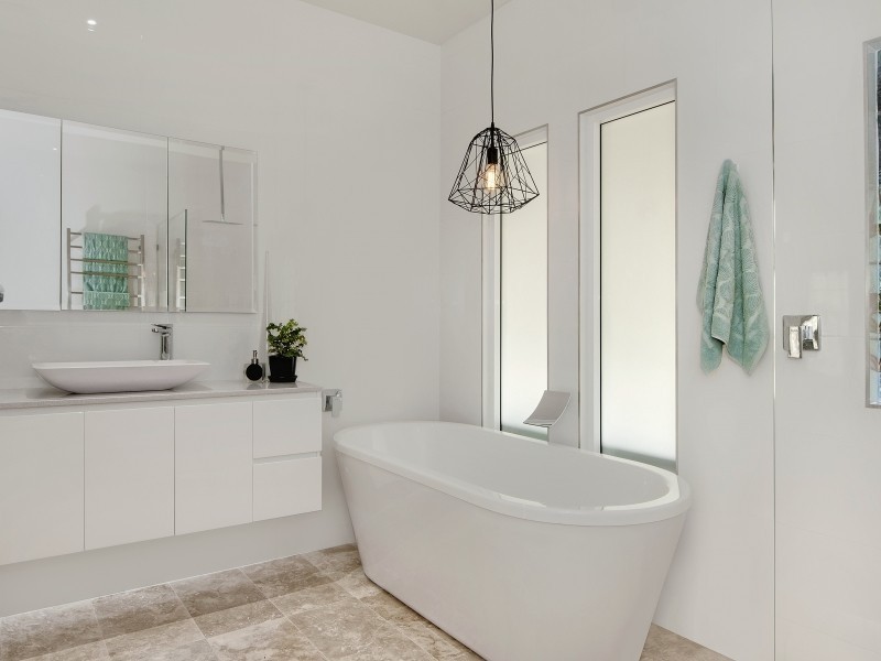 51 Old Gosford Road, Wamberal NSW 2260