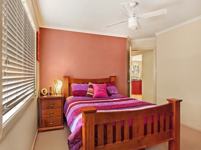 17a Bundilla Parade, Berkeley Vale NSW 2261