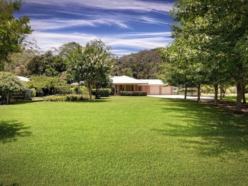 251 Peach Orchard Road, Fountaindale NSW 2258