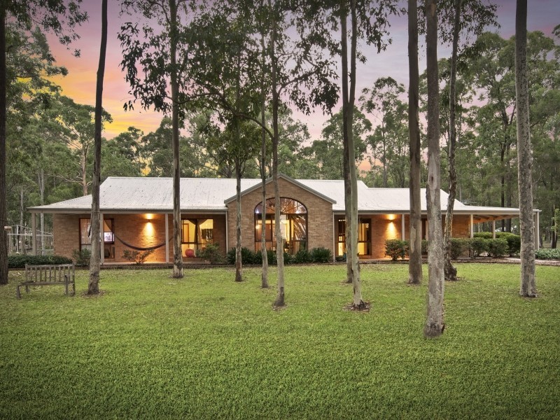 13 Parkridge Drive, Jilliby NSW 2259