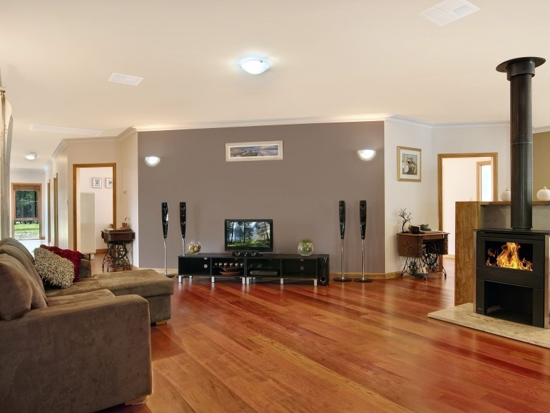 13 Parkridge Drive, Jilliby NSW 2259