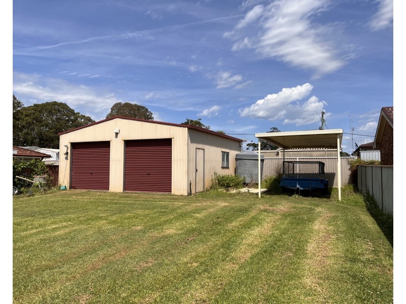 82 Gymea Crescent, Mannering Park NSW 2259