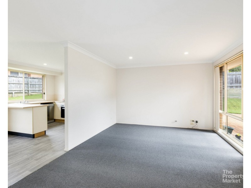 30 Bomaderry Crescent, Glenning Valley NSW 2261
