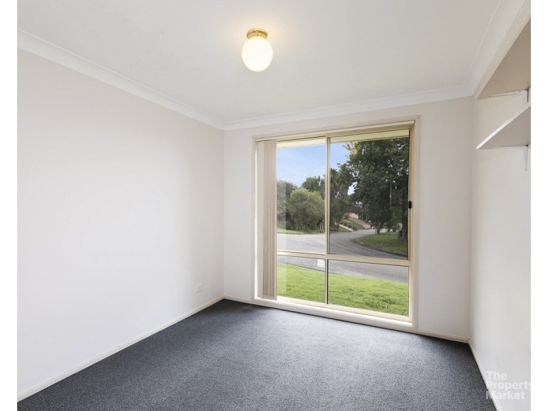 30 Bomaderry Crescent, Glenning Valley NSW 2261