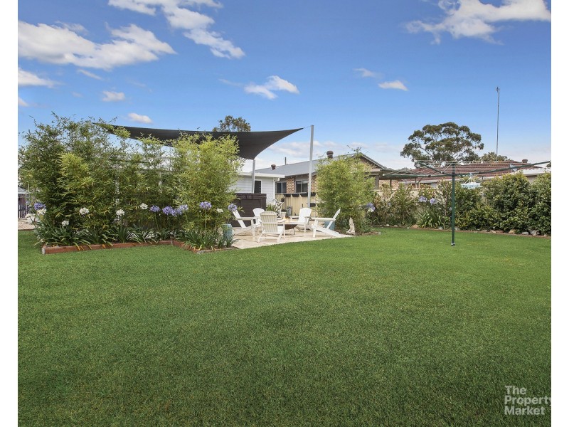 15 Colleen Street, Berkeley Vale NSW 2261