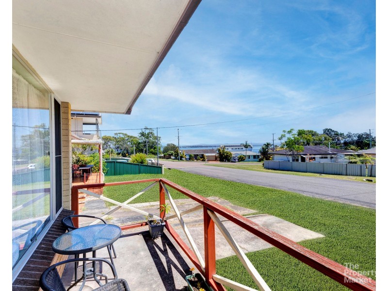 17 First Avenue, Toukley NSW 2263