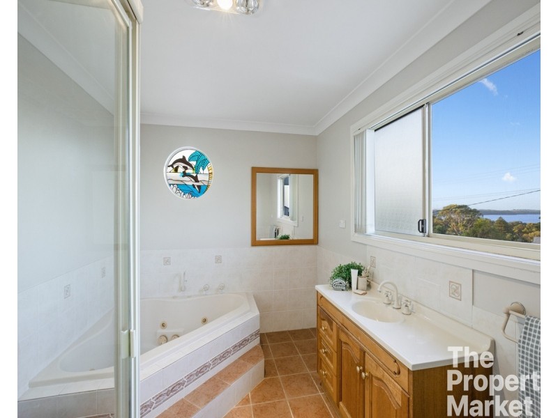 20 Kailua Avenue, Budgewoi NSW 2262