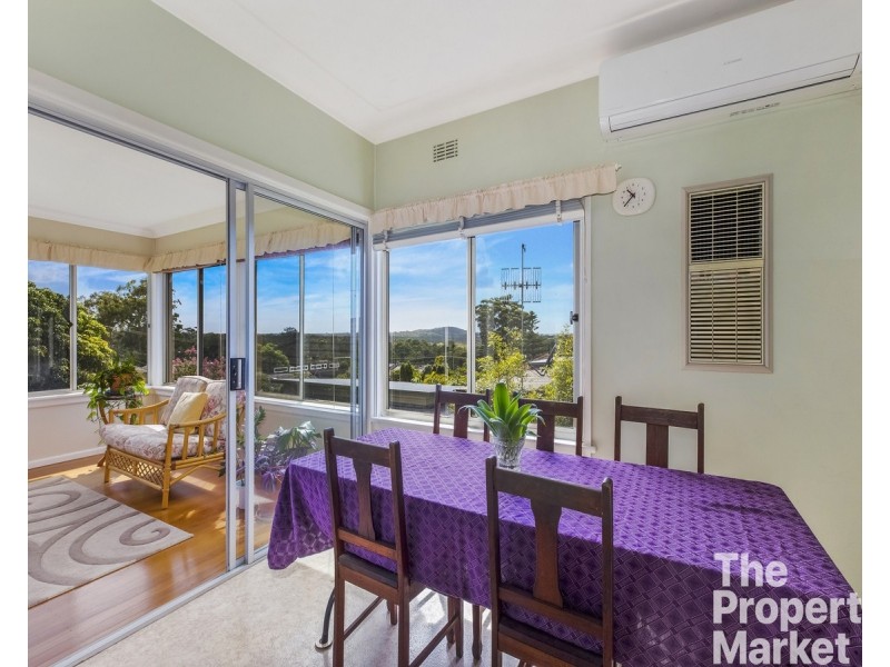 10 Crystal Crescent, Wyong NSW 2259