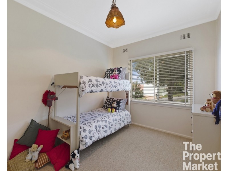 10 Crystal Crescent, Wyong NSW 2259