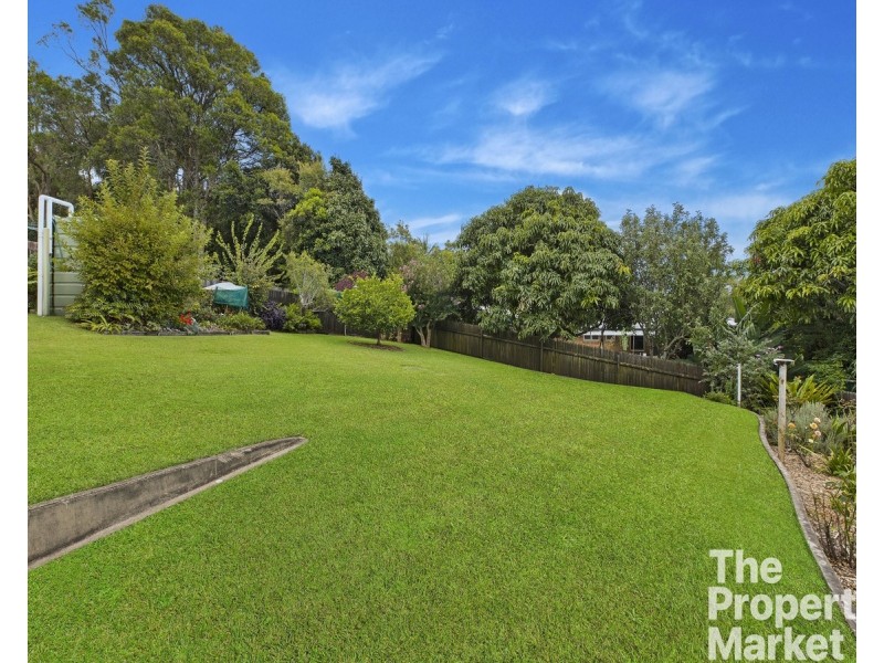 10 Crystal Crescent, Wyong NSW 2259