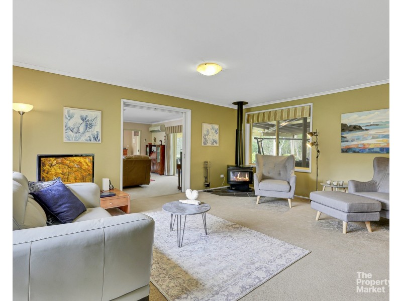 10 Simmons Close, Wyee Point NSW 2259