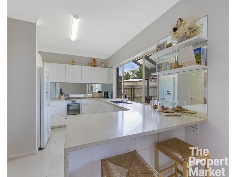 20 Kowandi Close, Buff Point NSW 2262