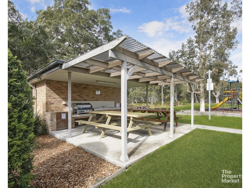 10 Franklin Drive, Lake Munmorah NSW 2259