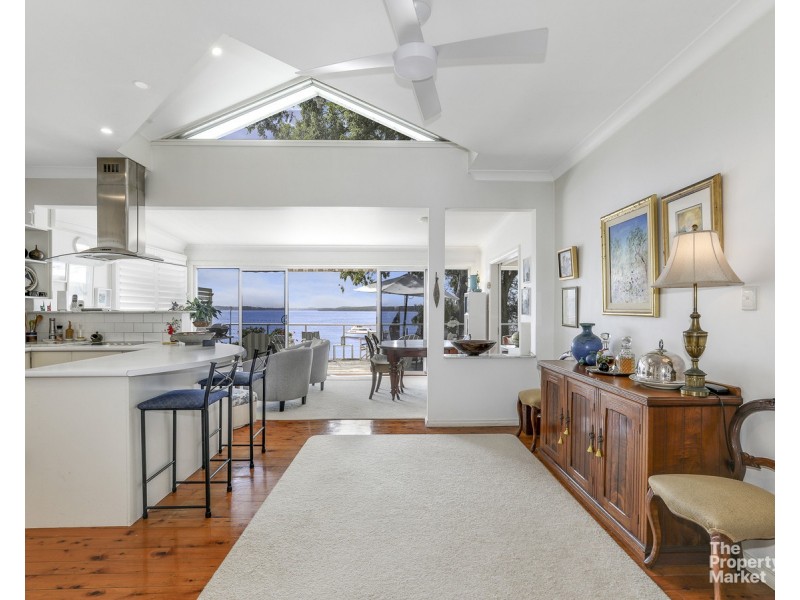 47 Gordon Avenue, Summerland Point NSW 2259