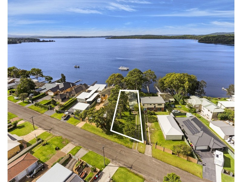 47 Gordon Avenue, Summerland Point NSW 2259