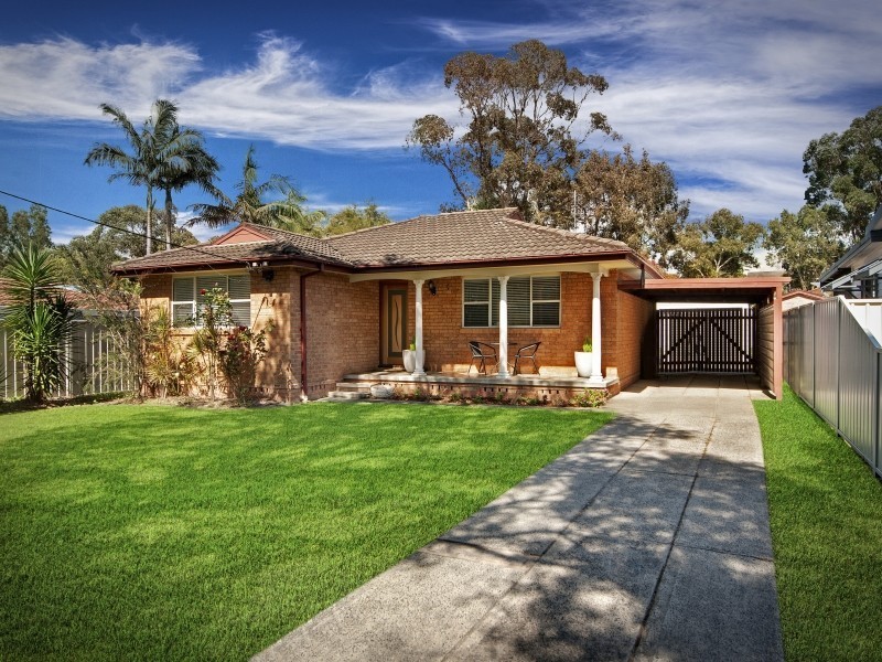 14 Manoa Road, Budgewoi NSW 2262